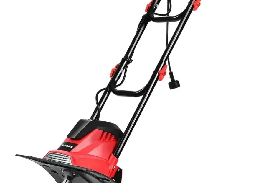 Bineuse électrique Costway GT3587 rouge et noire, quatre fraises, roues arrière et guidon pliable, sur fond blanc
